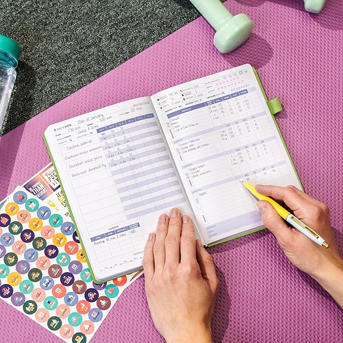 Clever Fox Fitness & Food Journal – Nutrition & Workout Planner for Women & Men – Diet & Gym Exercise Log Book with Calendars, Diet & Training Trackers - Undated, A5 Size, Hardcover (Apple Green)